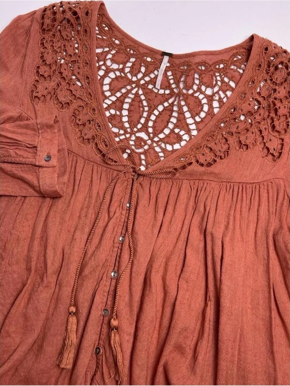 Anthropologie delicate crochet